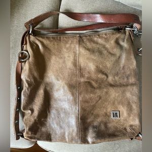 Leather bag convertible back back/tote